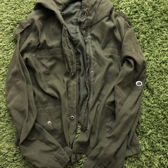 Brandy Melville jacket - Picture 2 of 3